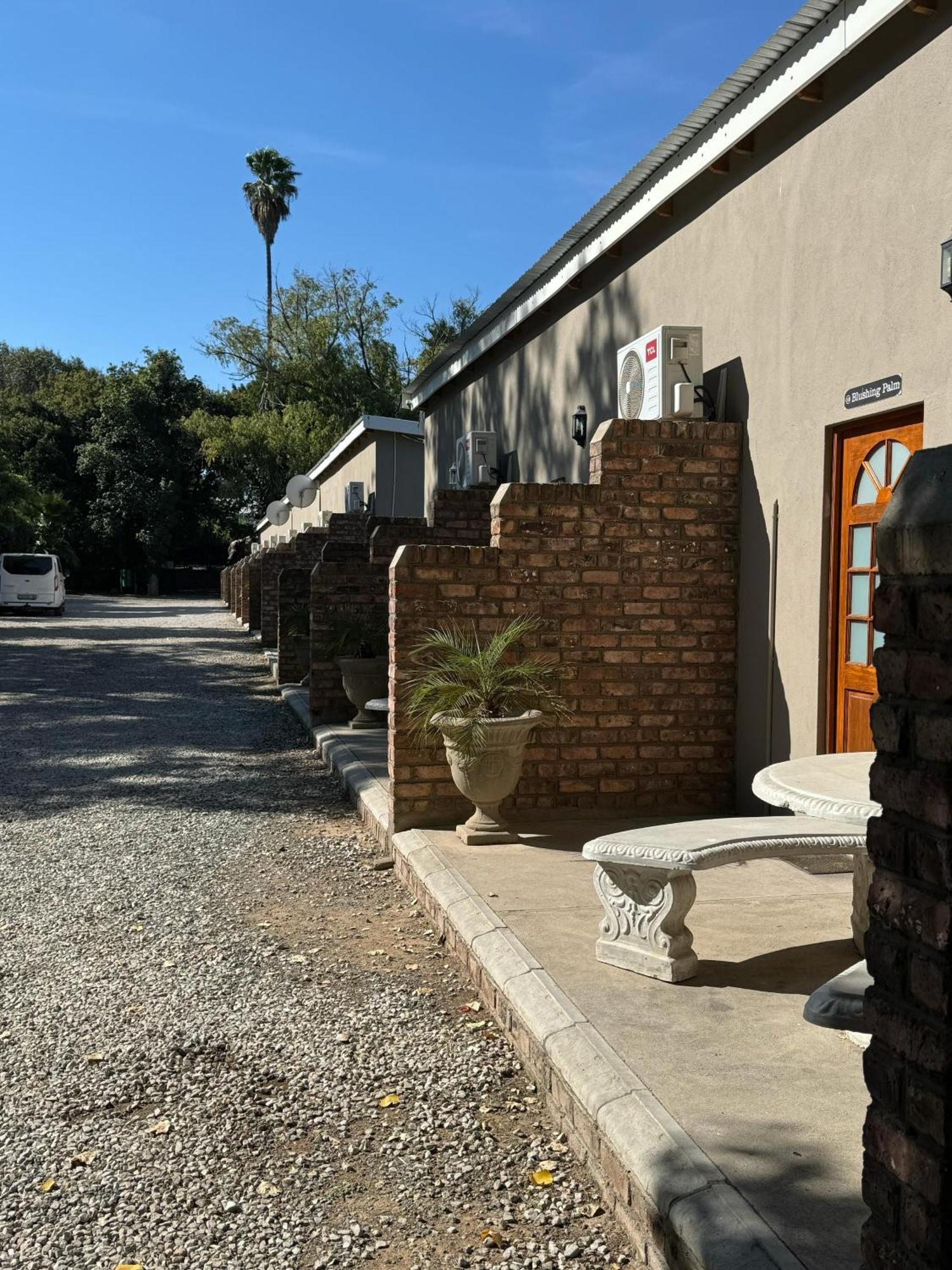 The Palms Venue & Accommodation Cradock Exterior foto
